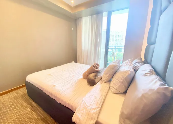Leisure Escape Staycation Azure *
